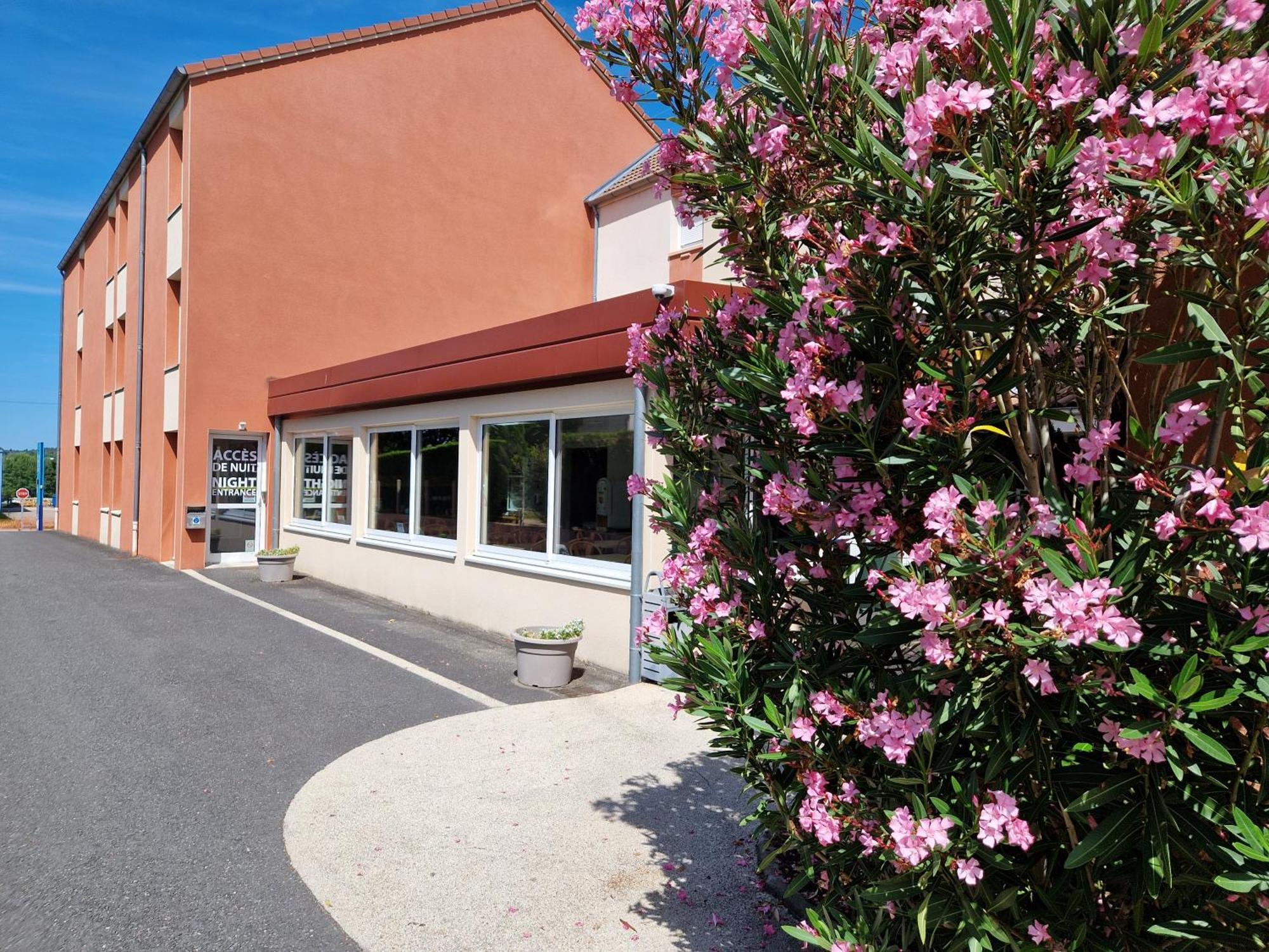 Kyriad Direct Limoges Nord ภายนอก รูปภาพ